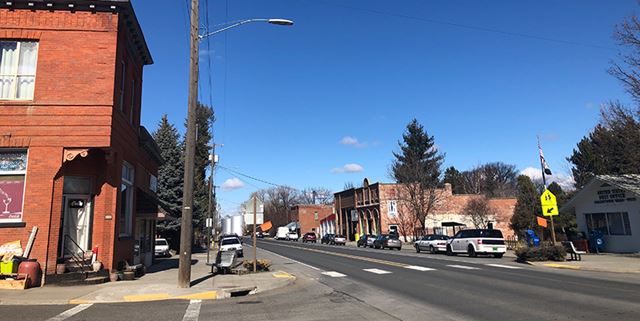 View of streets and buildings in Uniontown, Washington